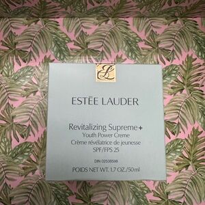 Estee Lauder Revitalizing Supreme+ Creme spf25 brand new sealed